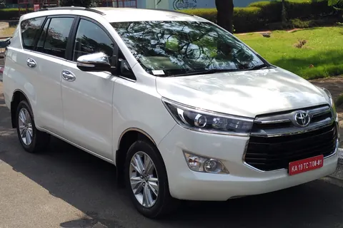 Toyota Innova Crysta SUV taxi